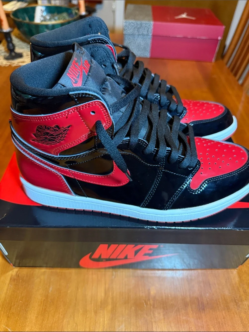 Air Jordan 1 Retro High OG Patent Bred Size 11 EUC